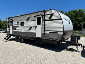 2025 STARCRAFT AUTUMN RIDGE RV - 26RLS at T&T Repairables - used car dealership in Spencer, Indiana.