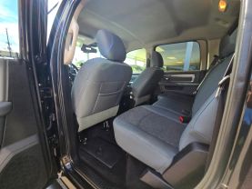 2016 Ram 1500 Crew Cabbig Horn Pickup 4d 5 1/2 Ft - Image 18