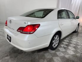 2006 TOYOTA AVALON