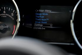 2017 Ford Mustang - Image 22