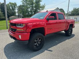 2016 CHEVROLET SILVERADO 1500 CREW CAB PICKUP V8, ECOTEC3, 5.3 LITER Z71 LT PICKUP 4D 5 3/4 FT