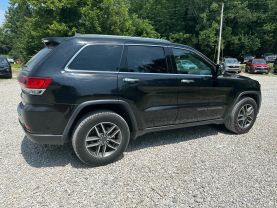 2020 JEEP GRAND CHEROKEE SUV V6, VVT, 3.6 LITER LIMITED SPORT UTILITY 4D at T&T Repairables - used car dealership in Spencer, Indiana.