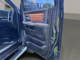 2013 RAM 1500 CREW CAB PICKUP V8, HEMI, 5.7 LITER LARAMIE LONGHORN EDITION PICKUP 4D 5 1/2 FT