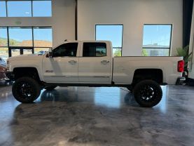 2017 CHEVROLET SILVERADO 2500 HD CREW CAB PICKUP V8, TURBO DIESEL, 6.6 LITER LTZ PICKUP 4D 6 1/2 FT