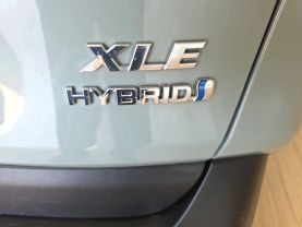 2022 TOYOTA RAV4 HYBRID SUV 4-CYL, HYBRID, 2.5 LITER XLE SPORT UTILITY 4D