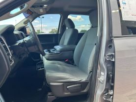 2019 RAM 1500 CLASSIC CREW CAB PICKUP V8, HEMI, 5.7 LITER EXPRESS PICKUP 4D 5 1/2 FT