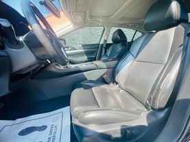 2017 NISSAN MAXIMA SEDAN V6, 3.5 LITER SL SEDAN 4D