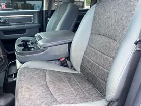2019 RAM 1500 CLASSIC CREW CAB PICKUP V8, HEMI, 5.7 LITER BIG HORN PICKUP 4D 6 1/3 FT