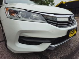 2017 HONDA ACCORD SEDAN 4-CYL, I-VTEC, 2.4 LITER LX SEDAN 4D