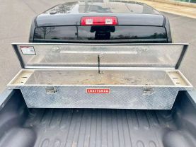 2017 RAM 1500 QUAD CAB PICKUP V8, HEMI, 5.7 LITER EXPRESS PICKUP 4D 6 1/3 FT