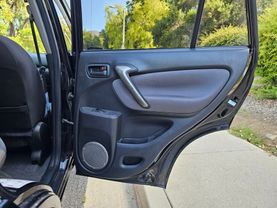 2005 TOYOTA RAV4 SPORT UTILITY 4D