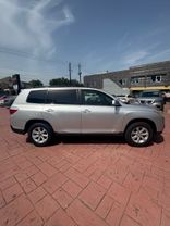 2013 TOYOTA HIGHLANDER