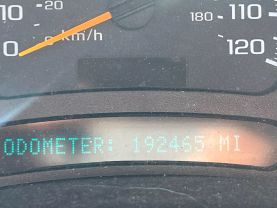 2005 Chevrolet Tahoe - Image 20
