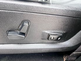 2019 RAM 1500 CLASSIC CREW CAB PICKUP V8, HEMI, 5.7 LITER BIG HORN PICKUP 4D 6 1/3 FT
