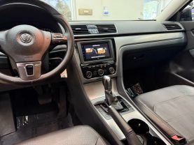 2014 VOLKSWAGEN PASSAT
