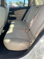 2013 CHRYSLER 200 SEDAN 4-CYL, PZEV, 2.4 LITER TOURING SEDAN 4D