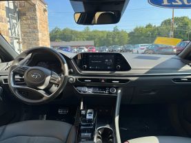 2021 HYUNDAI SONATA SEDAN 4-CYL, TURBO, 1.6 LITER SEL PLUS SEDAN 4D - Gesner Auto Inc in Taunton, MA, 41.88613, -71.14527