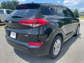 2017 Hyundai Tucson - Image 25