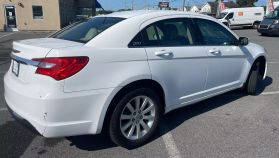 2013 CHRYSLER 200 SEDAN 4-CYL, PZEV, 2.4 LITER TOURING SEDAN 4D