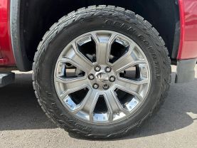 2018 GMC SIERRA 1500 CREW CAB PICKUP V8, ECOTEC3, 6.2 LITER DENALI PICKUP 4D 5 3/4 FT