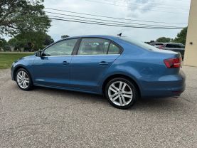 2017 VOLKSWAGEN JETTA SEDAN 4-CYL, TURBO, 1.8 LITER 1.8T SEL SEDAN 4D