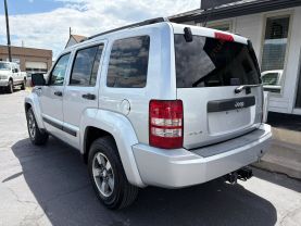 2008 JEEP LIBERTY SUV V6, 3.7 LITER SPORT UTILITY 4D