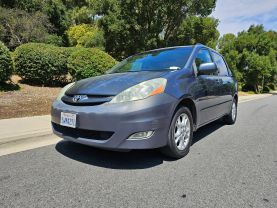 2006 TOYOTA SIENNA XLE MINIVAN 4D