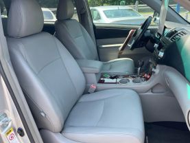 2011 TOYOTA HIGHLANDER SUV V6, 3.5 LITER LIMITED SPORT UTILITY 4D