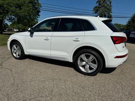 2018 AUDI Q5 SUV 4-CYL, TURBO, 2.0 LITER PREMIUM PLUS SPORT UTILITY 4D