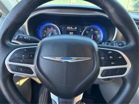2020 CHRYSLER VOYAGER VAN V6, 3.6 LITER LXI MINIVAN 4D