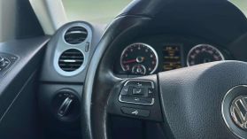 2016 Volkswagen Tiguan - Image 30