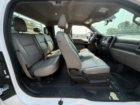 2017 FORD F550 SUPER DUTY SUPER CAB & CHASSIS CAB_CHASSIS V10, 6.8 LITER XLT 168" W.B. 4D