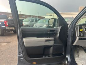 2010 TOYOTA TUNDRA DOUBLE CAB PICKUP V8, FLEX FUEL, 5.7 LITER PICKUP 4D 6 1/2 FT