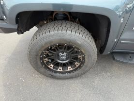 2018 CHEVROLET SILVERADO 1500 CREW CAB PICKUP V8, ECOTEC3, 5.3 LITER Z71 LT PICKUP 4D 5 3/4 FT