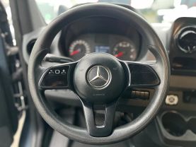 2019 Mercedes-benz Sprinter 2500 Cargo - Image 8