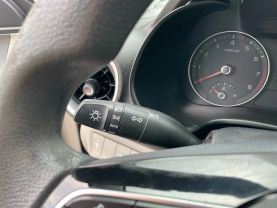 2020 Kia Forte - Image 12