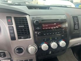 2010 TOYOTA TUNDRA DOUBLE CAB PICKUP V8, FLEX FUEL, 5.7 LITER PICKUP 4D 6 1/2 FT