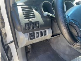 2010 TOYOTA TACOMA DOUBLE CAB PICKUP V6, 4.0 LITER PRERUNNER PICKUP 4D 5 FT