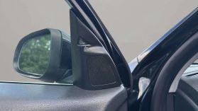 2015 Volvo V60 - Image 12