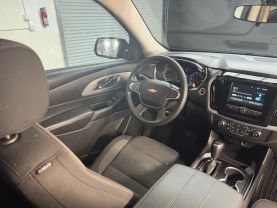 2019 CHEVROLET TRAVERSE SUV V6, 3.6 LITER LS SPORT UTILITY 4D