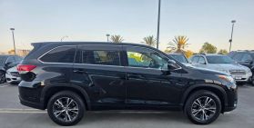 2017 Toyota Highlander - Image 7