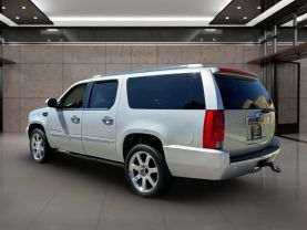 2014 CADILLAC ESCALADE ESV SUV V8, FLEX FUEL, 6.2 LITER LUXURY SPORT UTILITY 4D