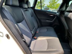 2019 TOYOTA RAV4 HYBRID SUV 4-CYL, HYBRID, 2.5 LITER XSE SPORT UTILITY 4D