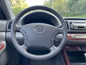 2005 TOYOTA CAMRY XLE SEDAN 4D