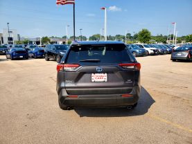 2021 TOYOTA RAV4 HYBRID SUV 4-CYL, HYBRID, 2.5 LITER LE SPORT UTILITY 4D