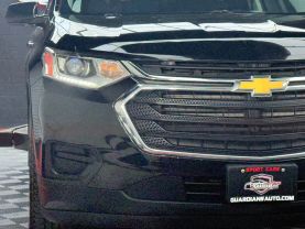 2019 CHEVROLET TRAVERSE SUV V6, 3.6 LITER LS SPORT UTILITY 4D