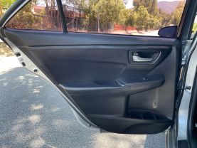 2017 TOYOTA CAMRY SE SEDAN 4D