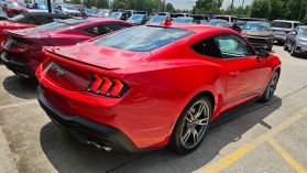 2025 Ford Mustang - Image 6