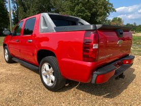 2008 CHEVROLET AVALANCHE SUV V8, 5.3 LITER LS SPORT UTILITY PICKUP 4D 5 1/4 FT