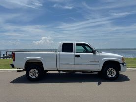 2003 GMC SIERRA 2500 HD EXTENDED CAB PICKUP V8, TURBO DIESEL, 6.6L SLE PICKUP 4D 6 1/2 FT